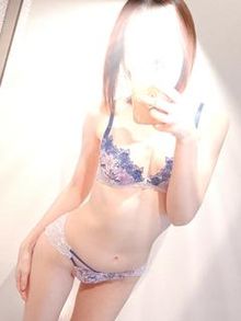 の「せな　【体験入店☆モデル系美女】」さん